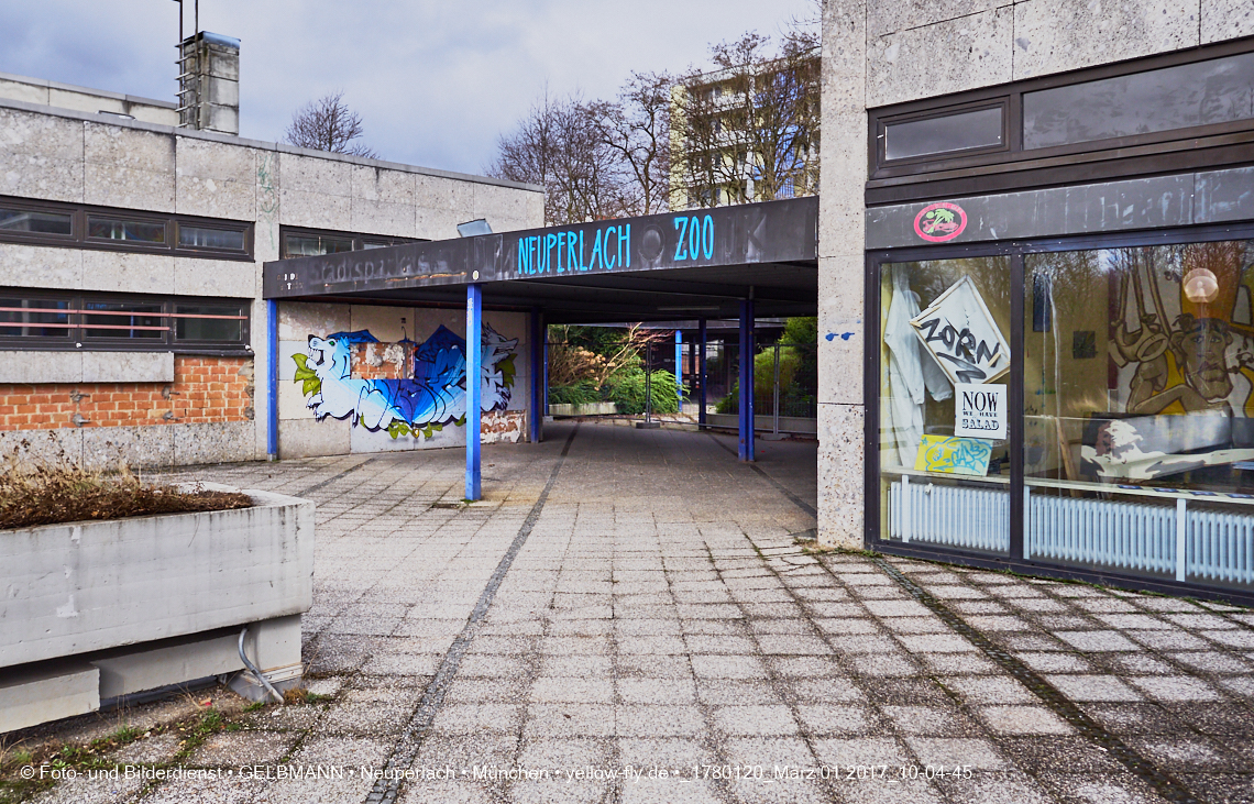 01.03.2017 - die Abrissbaustelle Quiddezentrum in Neuperlach
